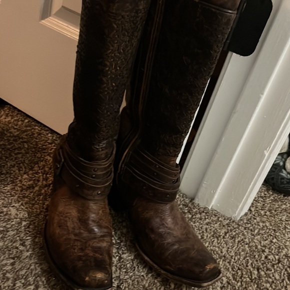 Corral Boots with Silver stud & Lattice details, full zip - Picture 11 of 11